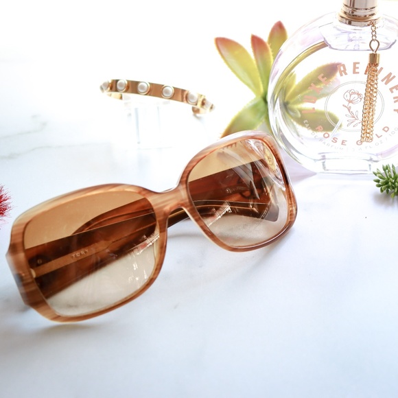 Tory Burch Accessories - TORY BURCH brown clear frame sunglasses